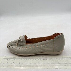 Light Grey Loafer Women's Leather Slip-On Shoes - Classic Comfort & Style